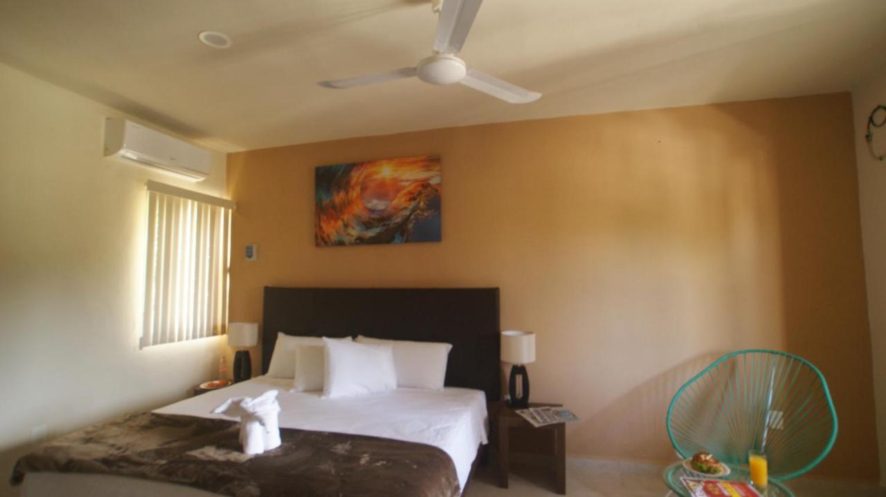 Hotel Muchin ปัวร์โตโมเรลอส ภายนอก รูปภาพ